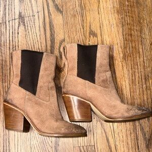 colen &haan  Elegant Brown Heeled Boots